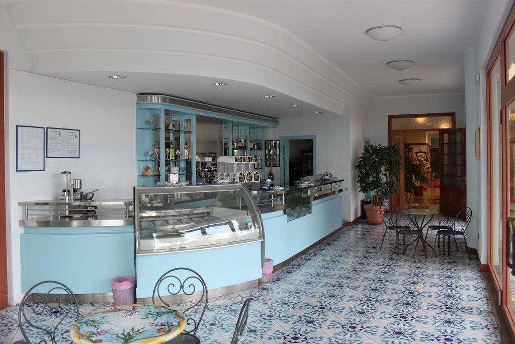 בלבדרה מריטימו Hotel La Castellana מראה חיצוני תמונה