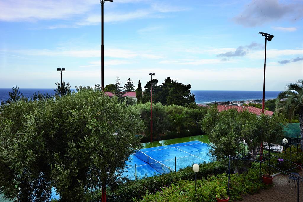בלבדרה מריטימו Hotel La Castellana מראה חיצוני תמונה