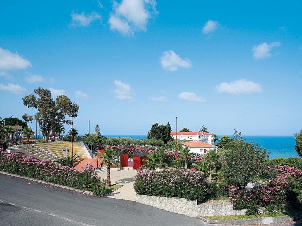 בלבדרה מריטימו Hotel La Castellana מראה חיצוני תמונה