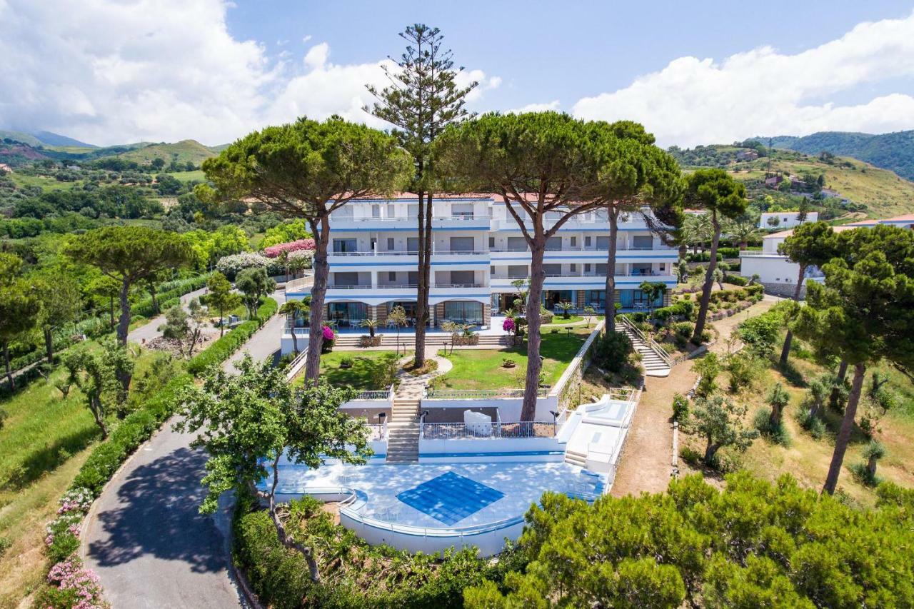 בלבדרה מריטימו Hotel La Castellana מראה חיצוני תמונה