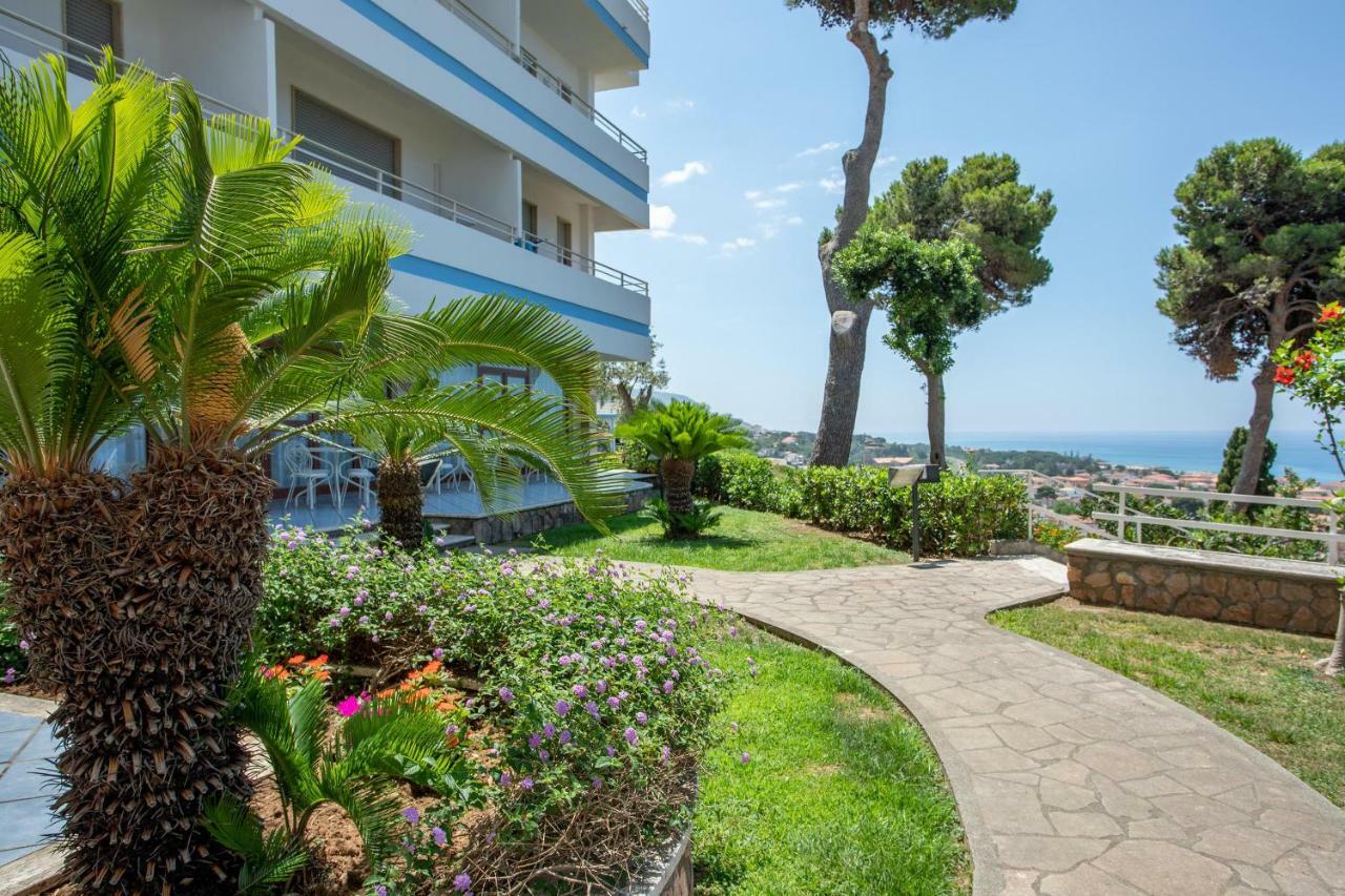 בלבדרה מריטימו Hotel La Castellana מראה חיצוני תמונה