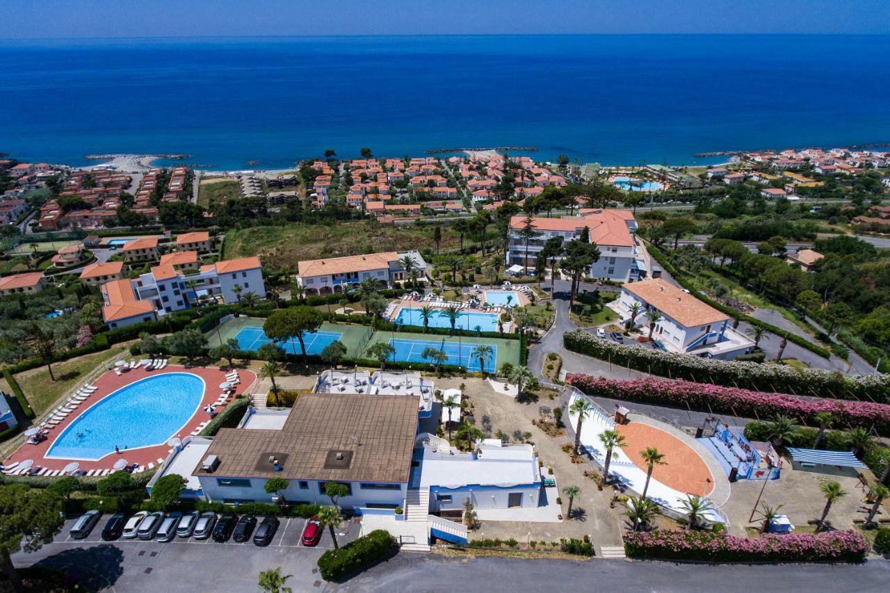 בלבדרה מריטימו Hotel La Castellana מראה חיצוני תמונה