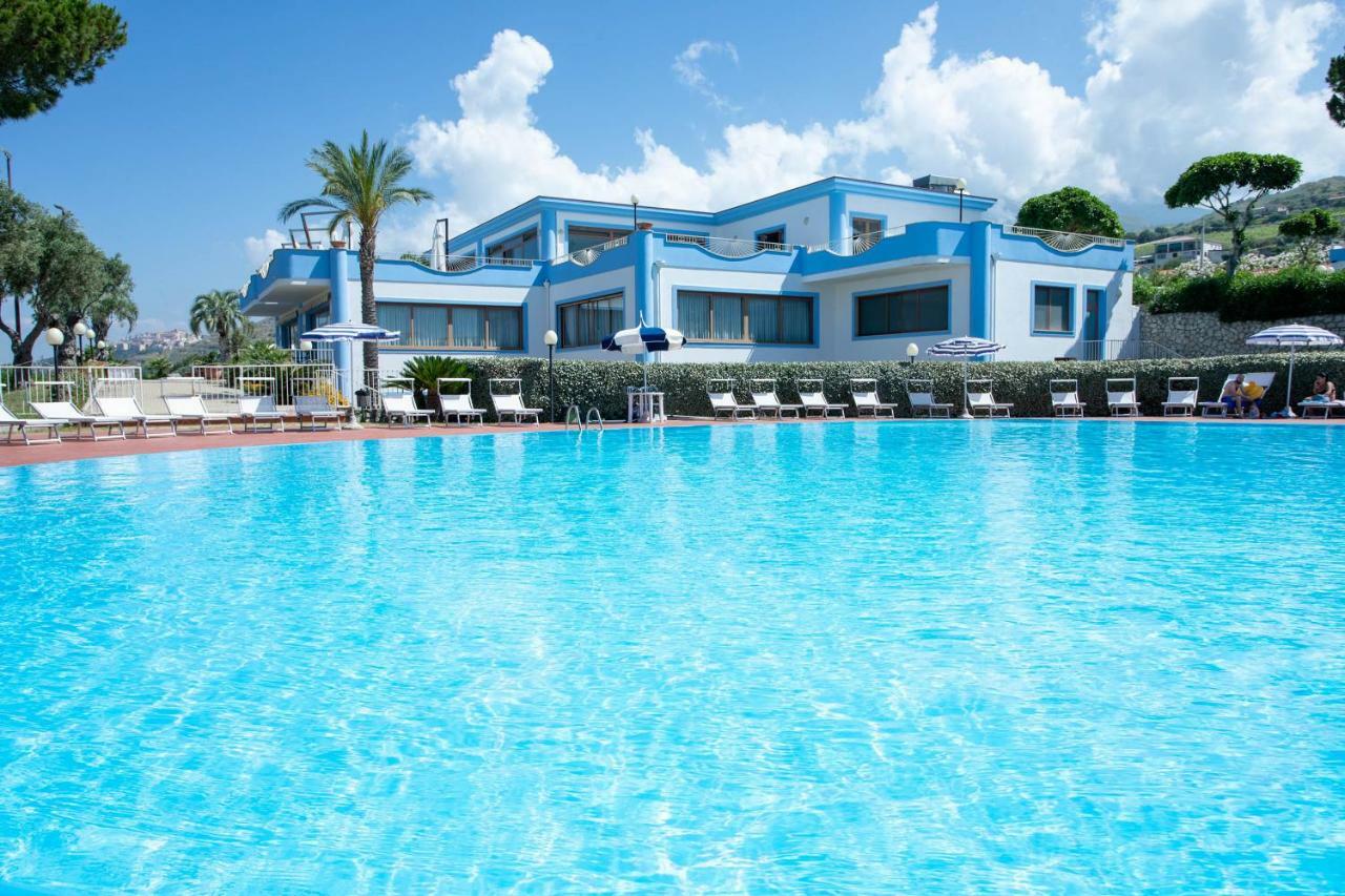 בלבדרה מריטימו Hotel La Castellana מראה חיצוני תמונה