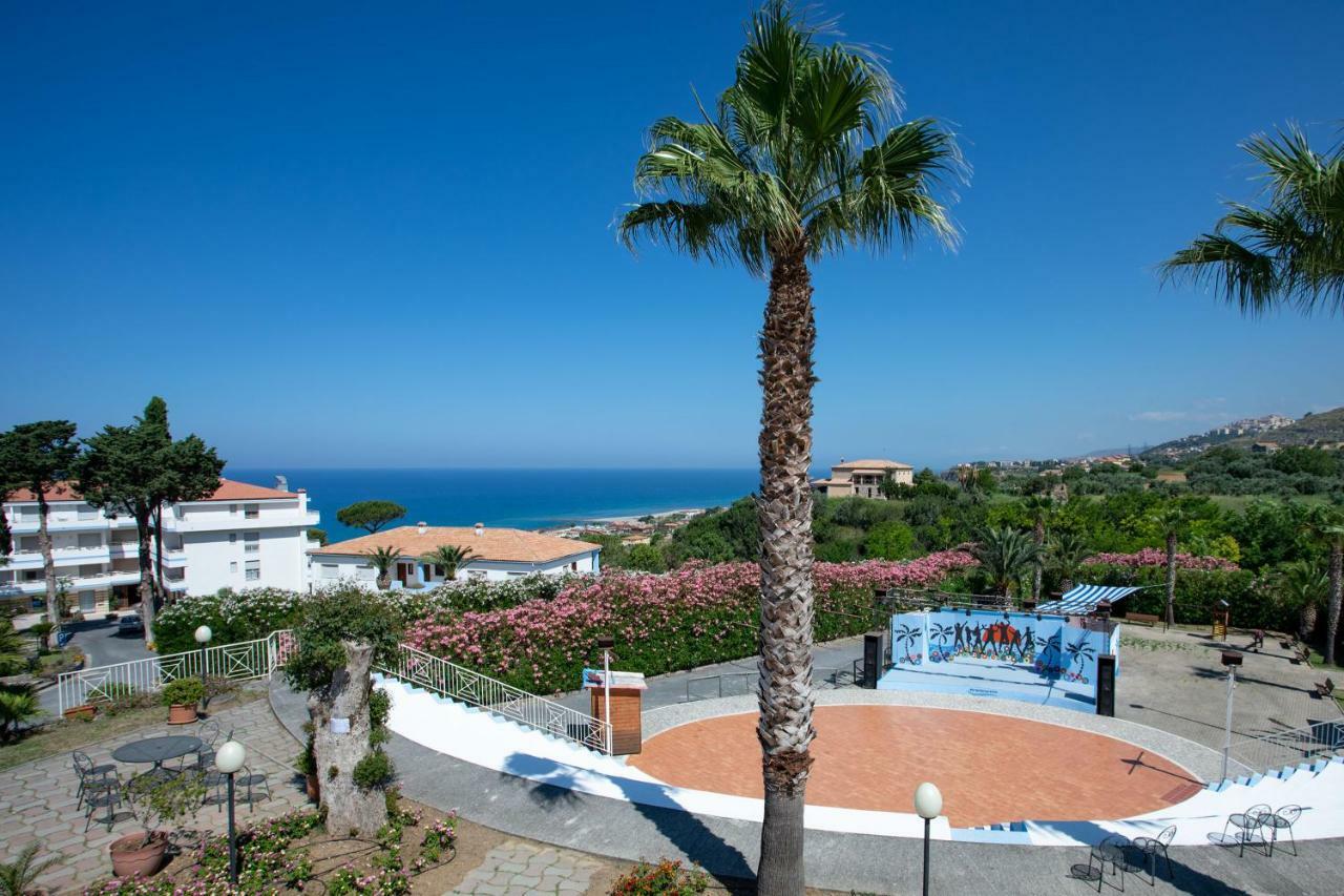 בלבדרה מריטימו Hotel La Castellana מראה חיצוני תמונה